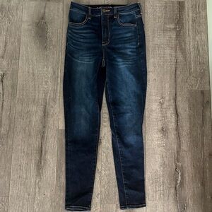 American Eagle Skinny Jeans Next Level Stretch – Size 2 Short EUC